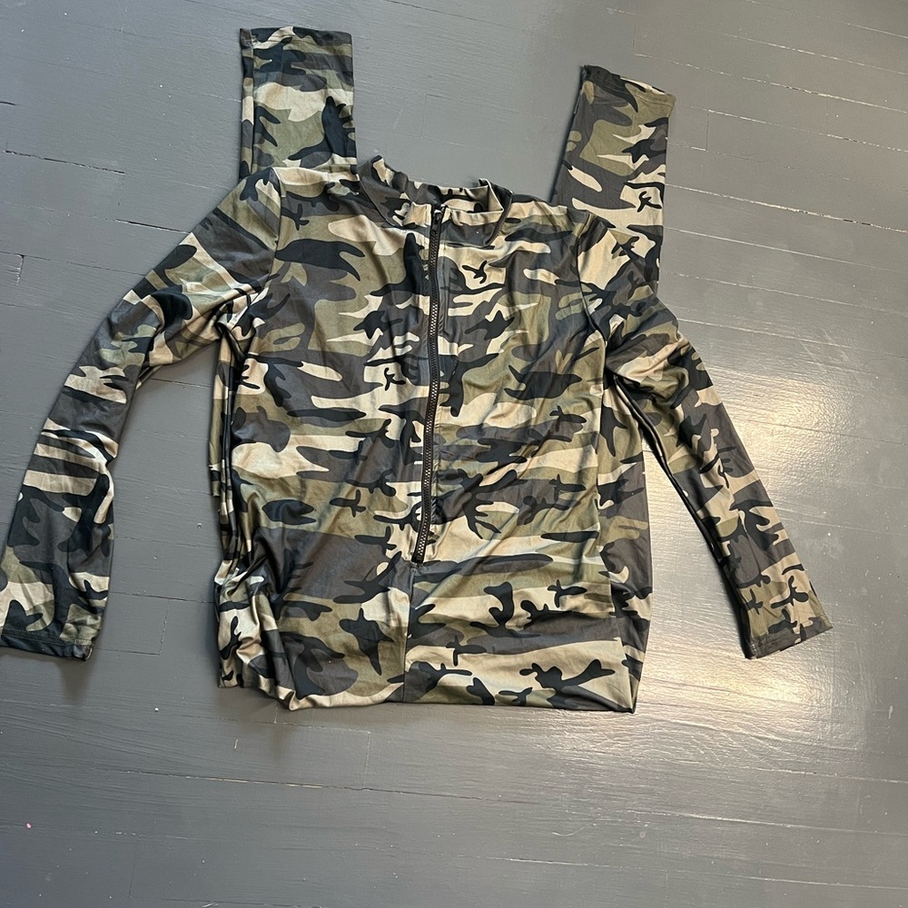 NWOT CAMOUFLAGE JUMPSUIT